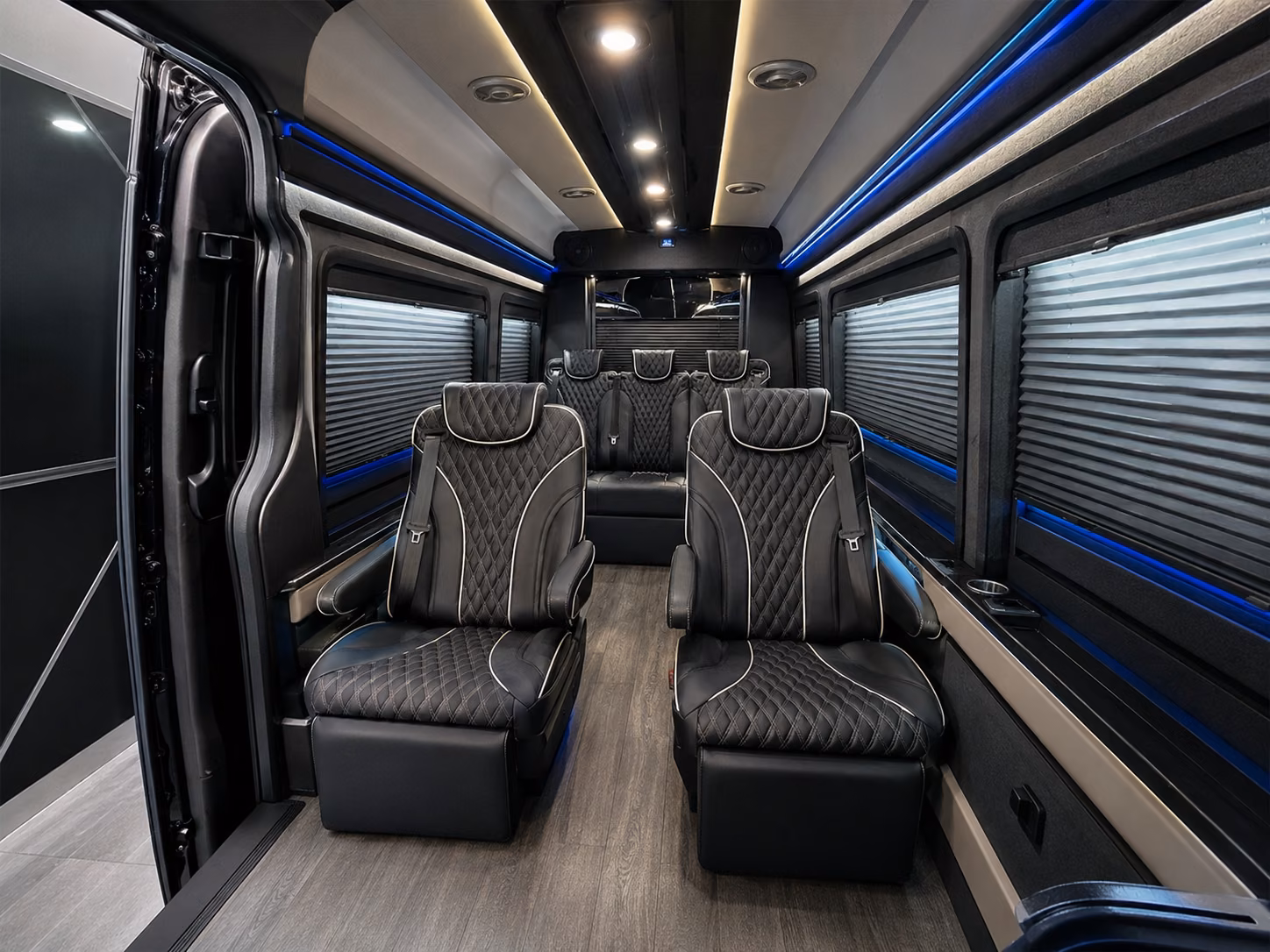 corporate and executive airport transfers from longmont to den and bjc